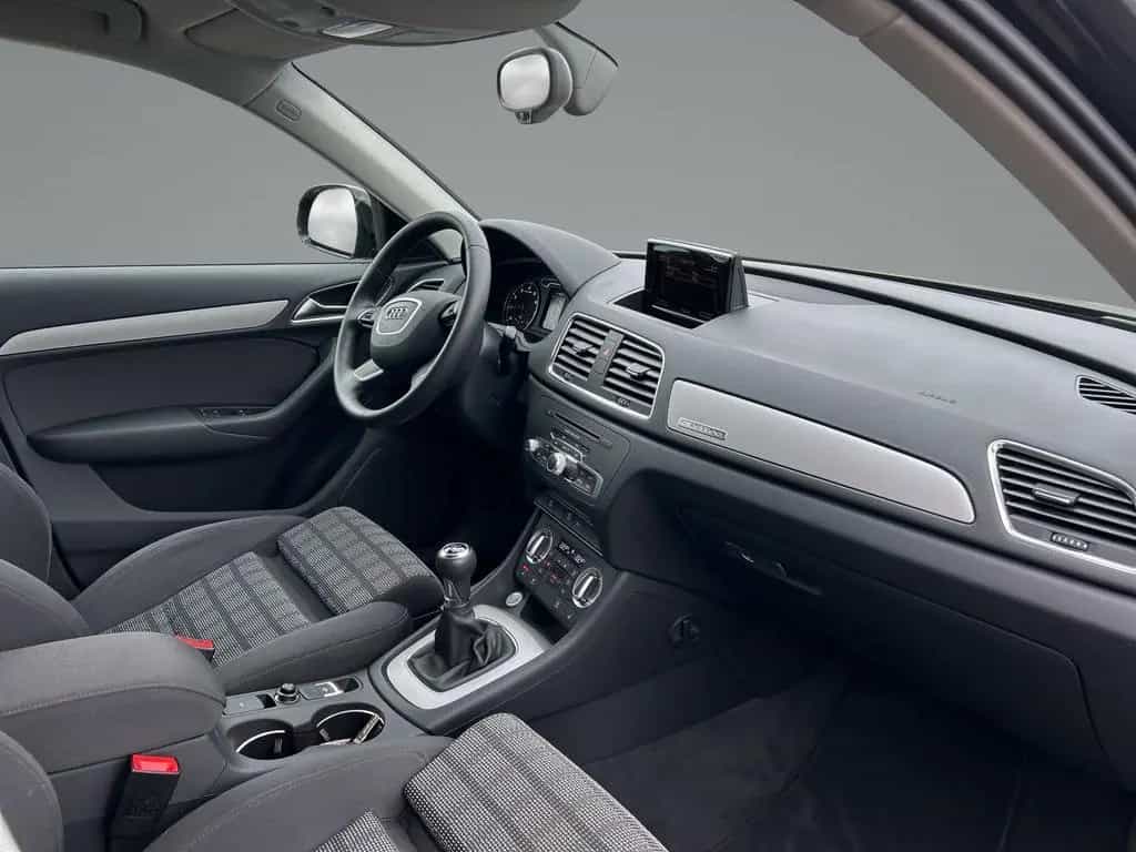 Audi Q3 2.0 TFSI quattro XENON+NAVI+TEMPOM.PDC+AHK 04/2013-photo-13
