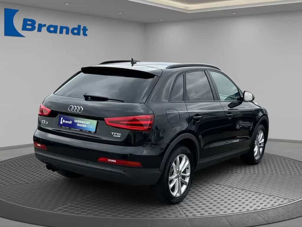 Audi Q3 2.0 TFSI quattro XENON+NAVI+TEMPOM.PDC+AHK 04/2013-photo-2