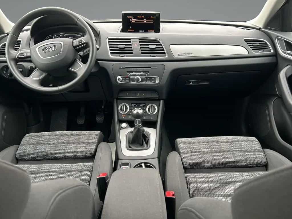 Audi Q3 2.0 TFSI quattro XENON+NAVI+TEMPOM.PDC+AHK 04/2013-photo-7