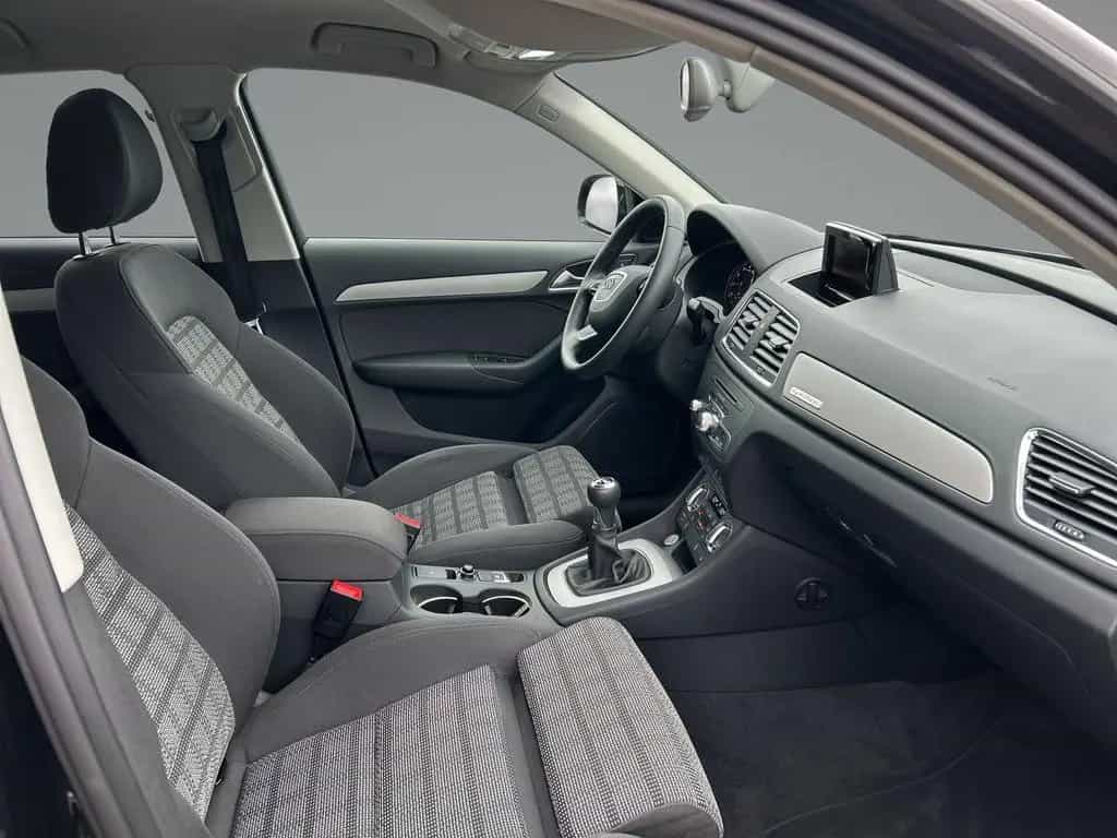 Audi Q3 2.0 TFSI quattro XENON+NAVI+TEMPOM.PDC+AHK 04/2013-photo-9