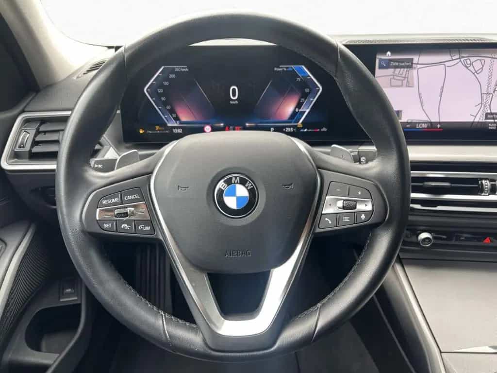 BMW 320 d Touring xDrive Aut. St&Go SpoSi Kamera 03/2023-photo-13
