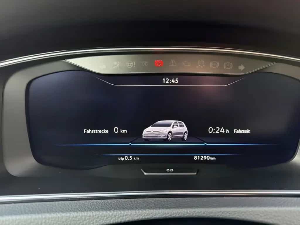 Volkswagen Golf 1.5 TSI R-LINE DSG AHK,ACC,AiD,Kam,MATRIX 10/2018-photo-4