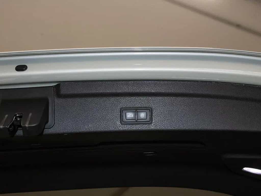 Audi Q3 Sportback 35 TFSI AHK ACC LED Leder Keyless 07/2020-photo-10