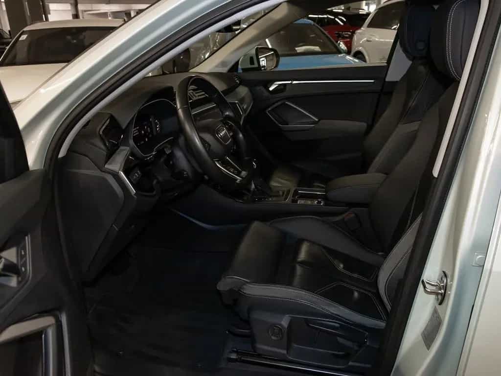 Audi Q3 Sportback 35 TFSI AHK ACC LED Leder Keyless 07/2020-photo-18
