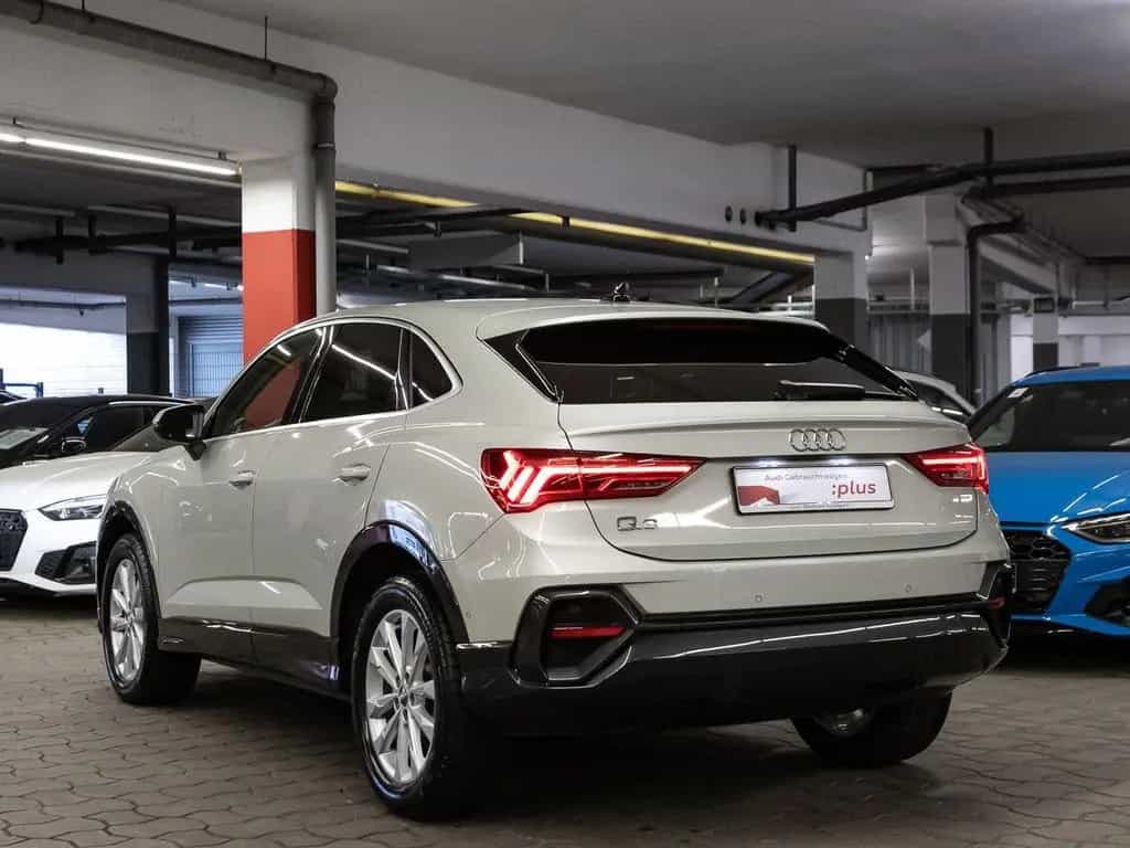 Audi Q3 Sportback 35 TFSI AHK ACC LED Leder Keyless 07/2020-photo-4