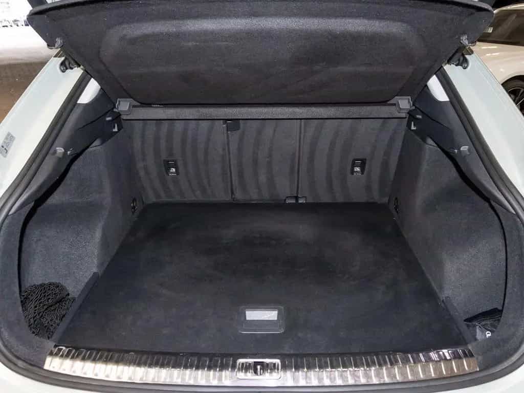 Audi Q3 Sportback 35 TFSI AHK ACC LED Leder Keyless 07/2020-photo-8