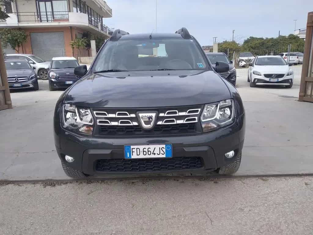 Dacia Duster 1.5 dCi 110CV Start&Stop 4x2 Lauréa 06/2016-photo-1