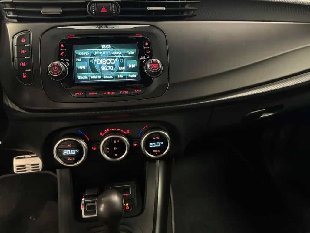Alfa Romeo Giulietta 1.6 JTDm TCT 120 CV Sport C 06/2016-photo-9