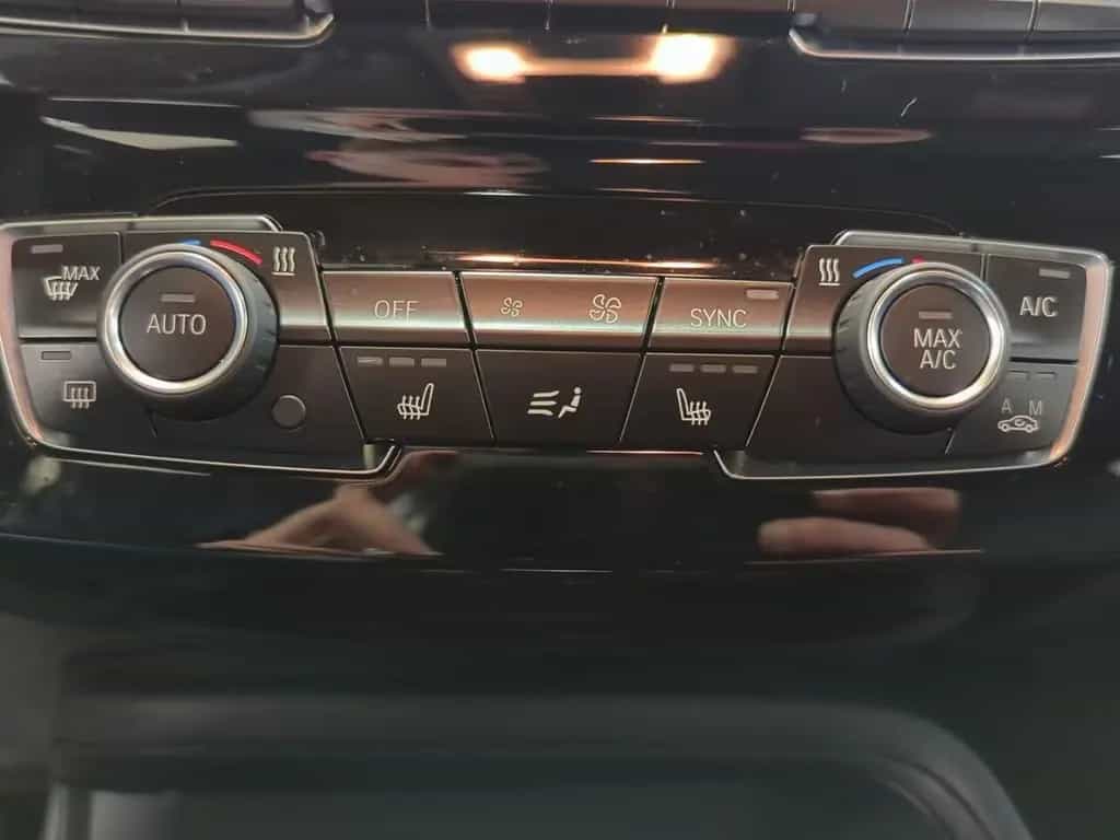 BMW X1 xDRIVE 2.0i HEAD-UP+NAVI+KAMERA+SITZHEIZUNG+P 05/2018-photo-25