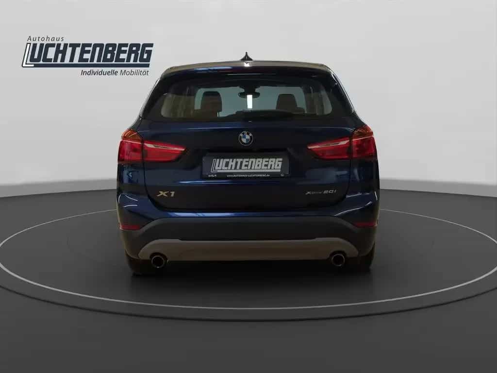 BMW X1 xDRIVE 2.0i HEAD-UP+NAVI+KAMERA+SITZHEIZUNG+P 05/2018-photo-4