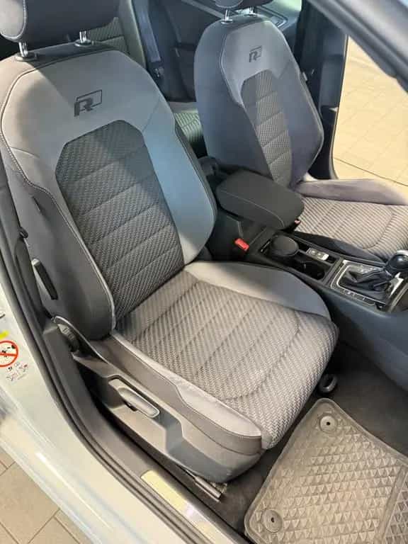 Volkswagen Golf 2.0 TDI DSG Variant R-Line Paket innen auße 06/2017-photo-6
