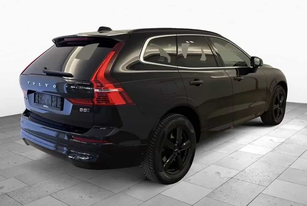 Volvo XC60 Momentum ALLRAD 21*Sdach*STHZG*AHK*LED* 04/2022-photo-2