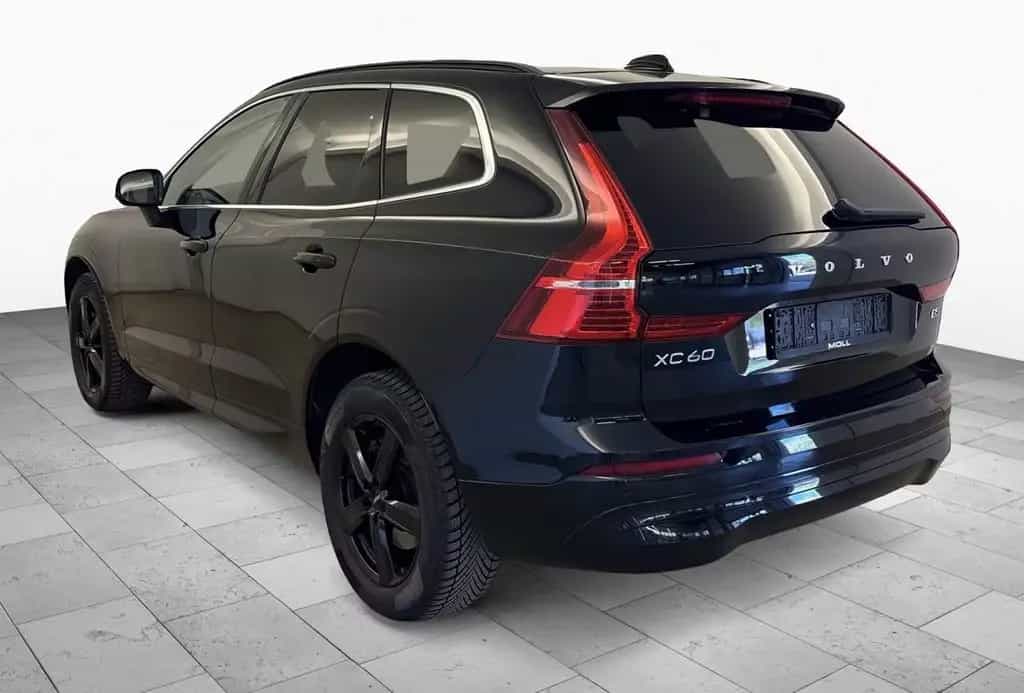 Volvo XC60 Momentum ALLRAD 21*Sdach*STHZG*AHK*LED* 04/2022-photo-3