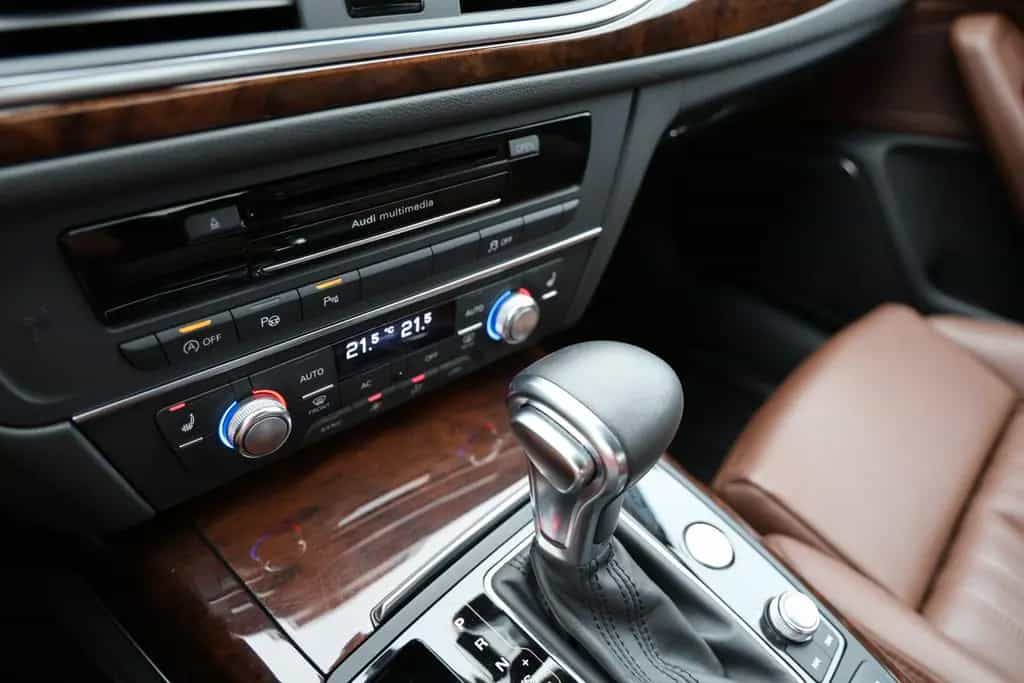 Audi A6 Lim. V6 TFSI quattro S-line LED ACC Bose 20'' 02/2012-photo-23