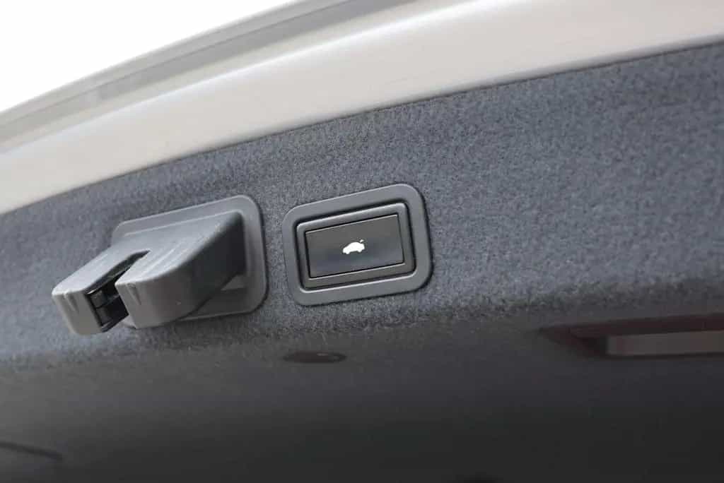 Audi A6 Lim. V6 TFSI quattro S-line LED ACC Bose 20'' 02/2012-photo-27