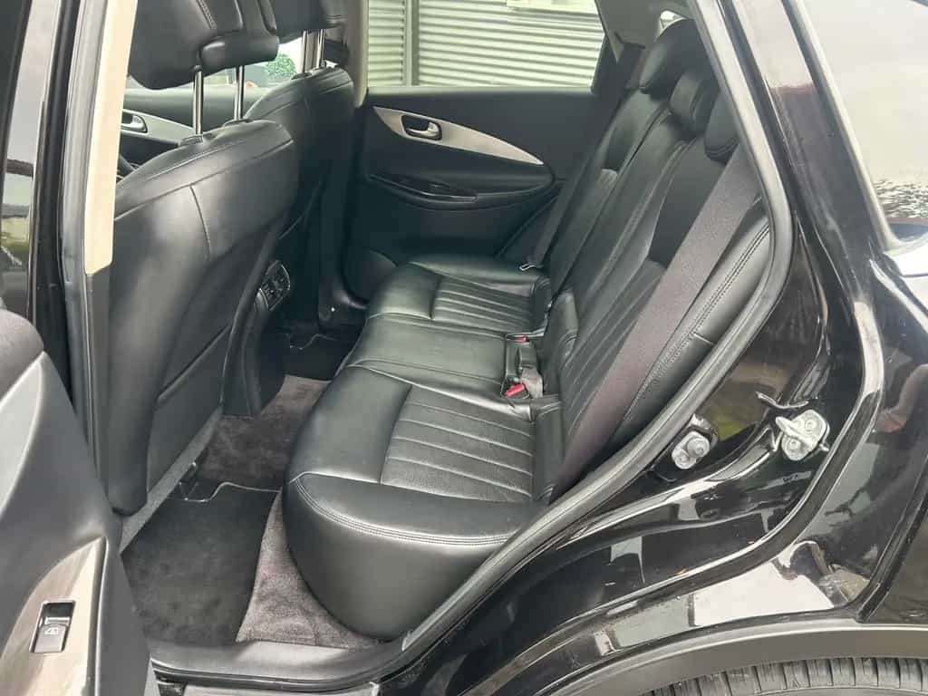 Infiniti QX50 3.0 d GT Premium/4x4 Viele Extras/GARANTIE 07/2015-photo-11