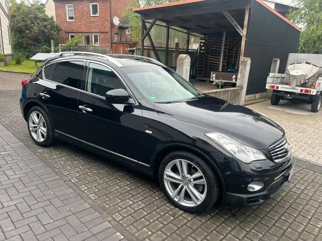 Infiniti QX50 3.0 d GT Premium/4x4 Viele Extras/GARANTIE 07/2015-photo-3