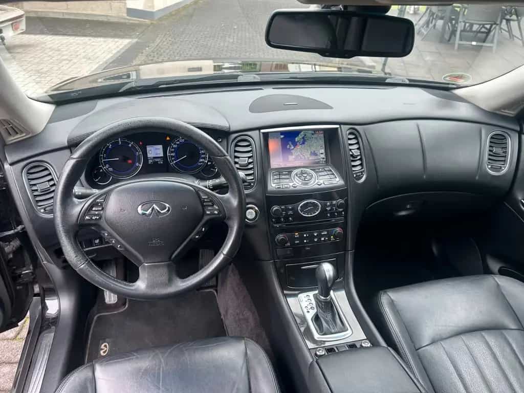 Infiniti QX50 3.0 d GT Premium/4x4 Viele Extras/GARANTIE 07/2015-photo-6