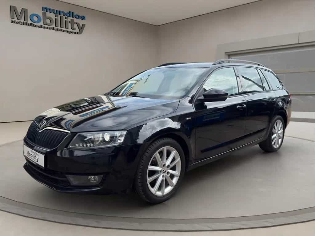 Skoda Octavia Combi Joy 04/2016-photo-0
