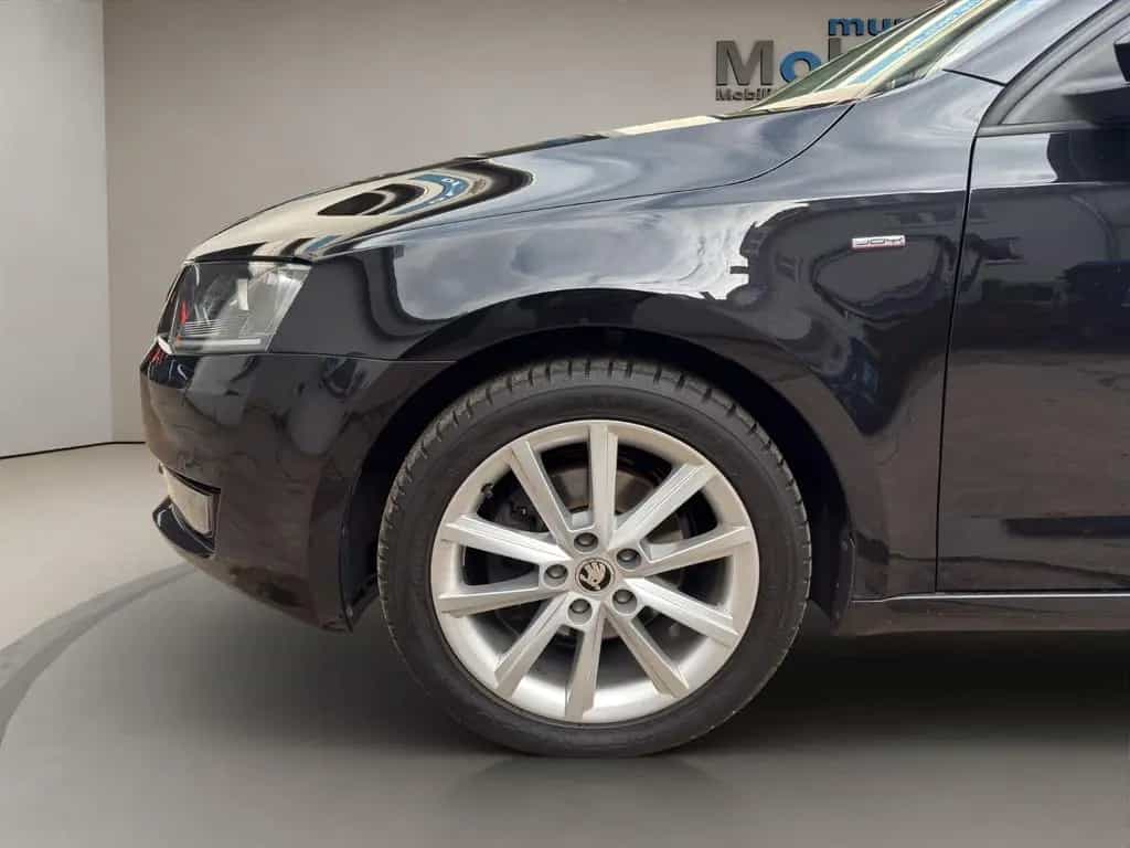 Skoda Octavia Combi Joy 04/2016-photo-1