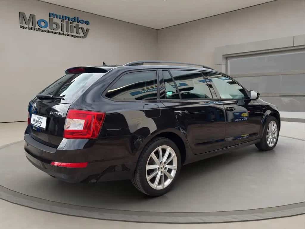 Skoda Octavia Combi Joy 04/2016-photo-13