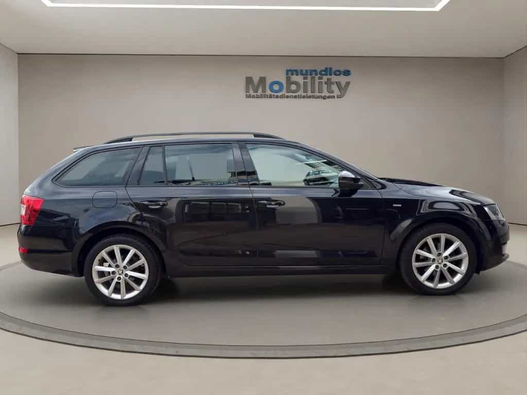 Skoda Octavia Combi Joy 04/2016-photo-15