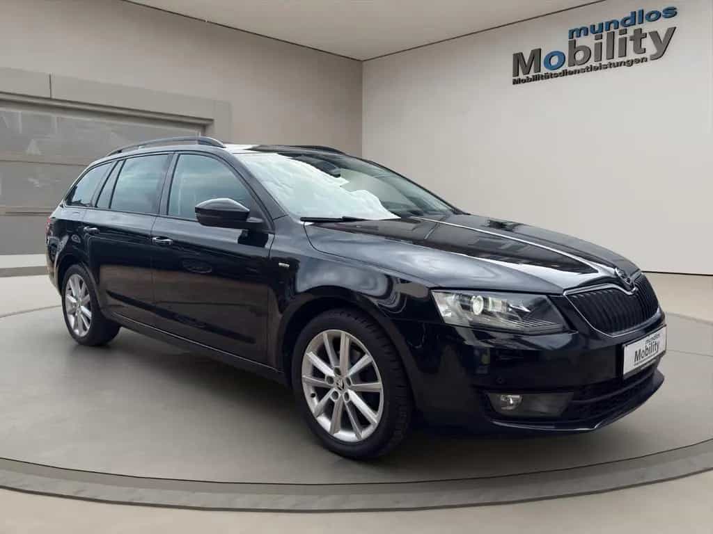Skoda Octavia Combi Joy 04/2016-photo-17