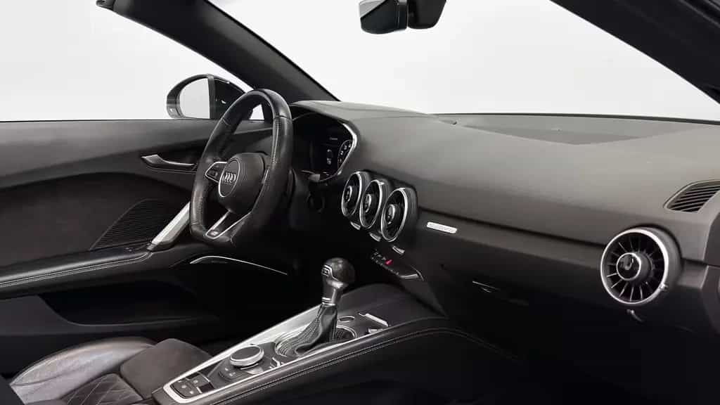 Audi TT S-Tr. q. Roadster Competition *B&O *Matrix 03/2018-photo-17