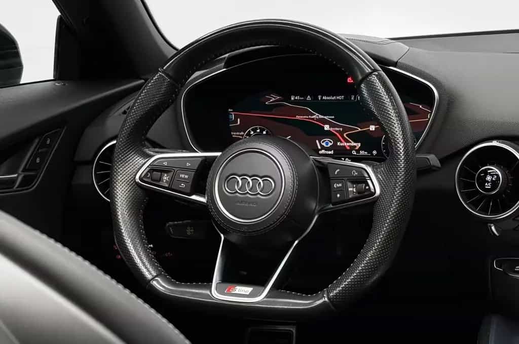 Audi TT S-Tr. q. Roadster Competition *B&O *Matrix 03/2018-photo-19