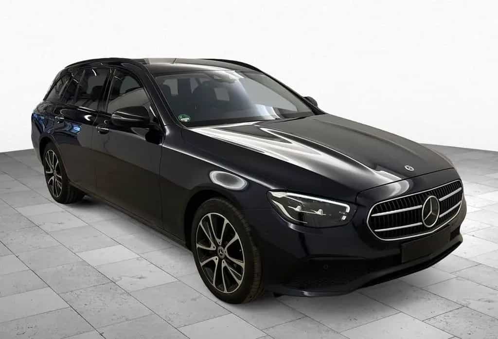 Mercedes-Benz E-Class d AHK*Distro*Massage*Kamera*Burmest*Memory 03/2022-photo-1