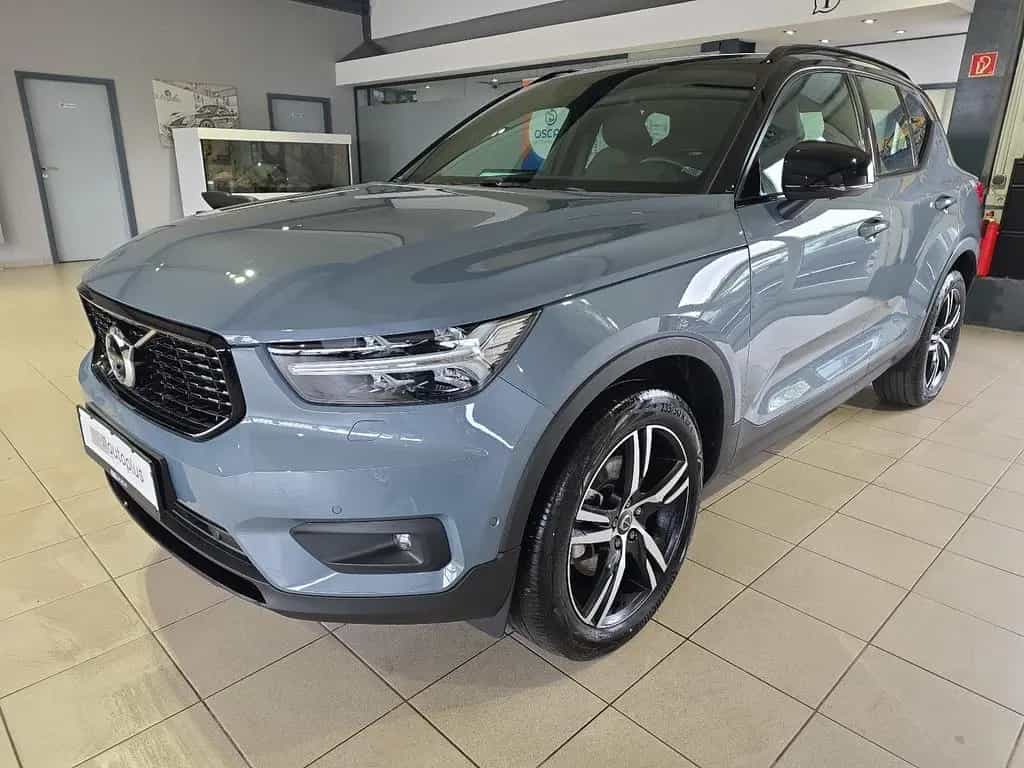 Volvo XC40 B4 R-Design ACC 360° Leder 19Zoll WinterPkt 03/2022-photo-0