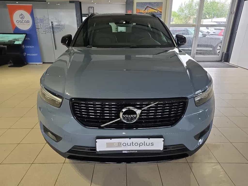 Volvo XC40 B4 R-Design ACC 360° Leder 19Zoll WinterPkt 03/2022-photo-2