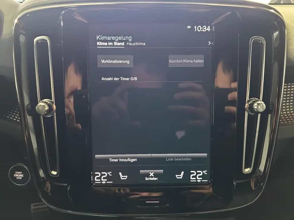 Volvo XC40 B4 R-Design ACC 360° Leder 19Zoll WinterPkt 03/2022-photo-31