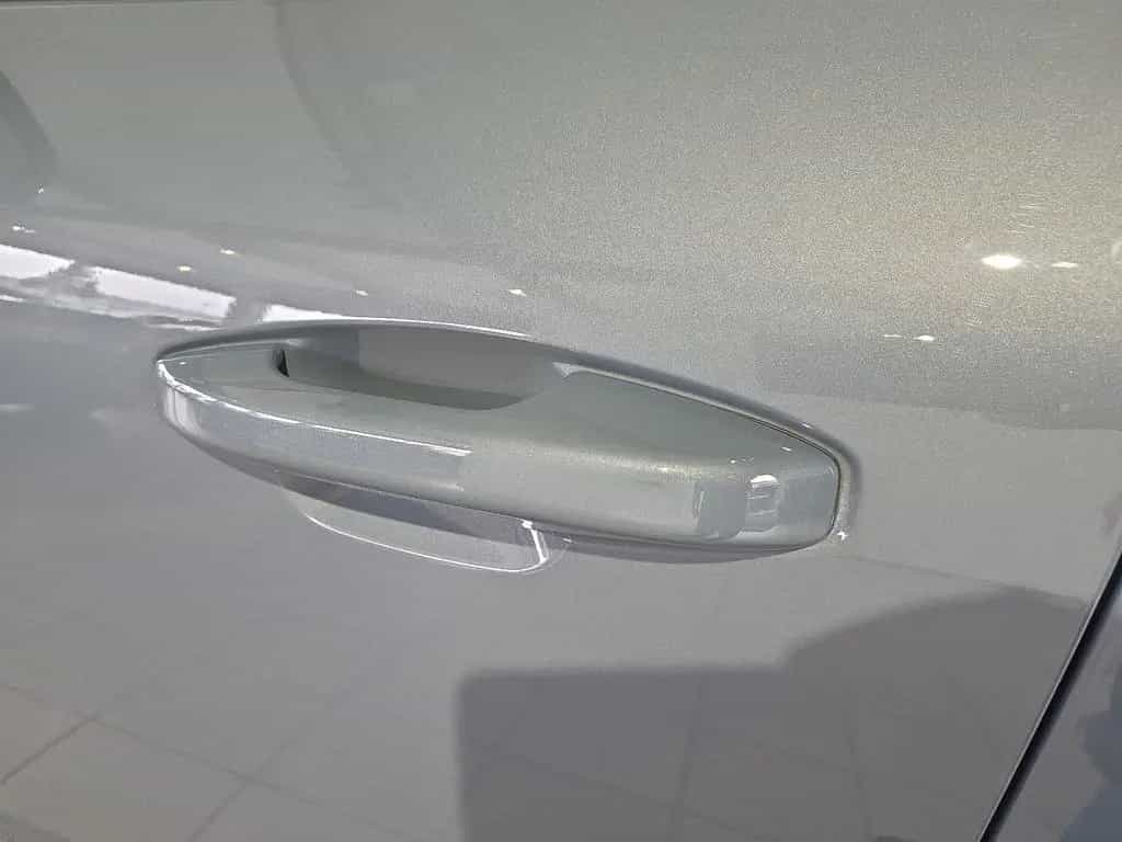 Volvo XC40 B4 R-Design ACC 360° Leder 19Zoll WinterPkt 03/2022-photo-33