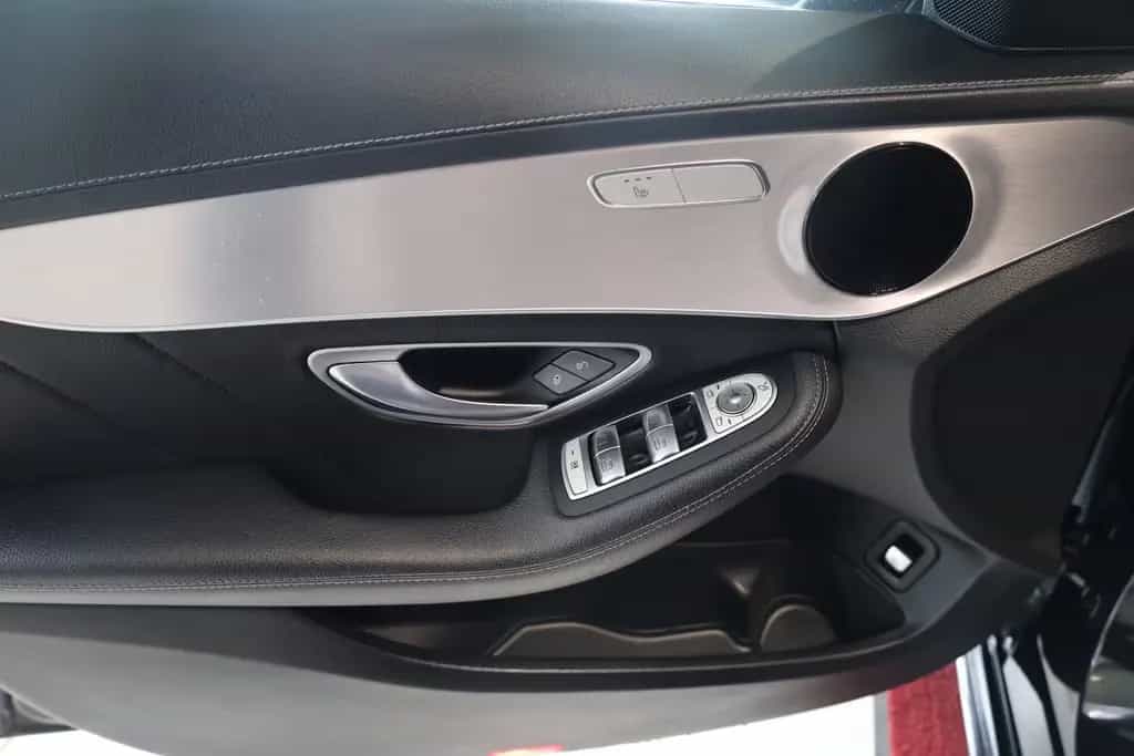 Mercedes-Benz C 220 d KAMERA*AMG-LINE*Night-Paket 08/2020-photo-13