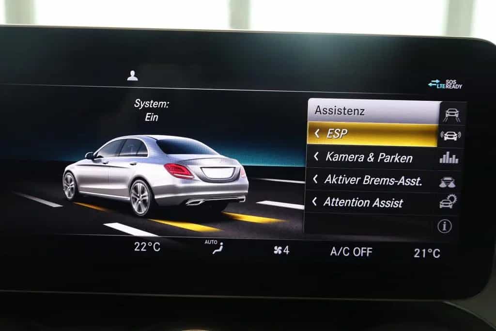 Mercedes-Benz C 220 d KAMERA*AMG-LINE*Night-Paket 08/2020-photo-26