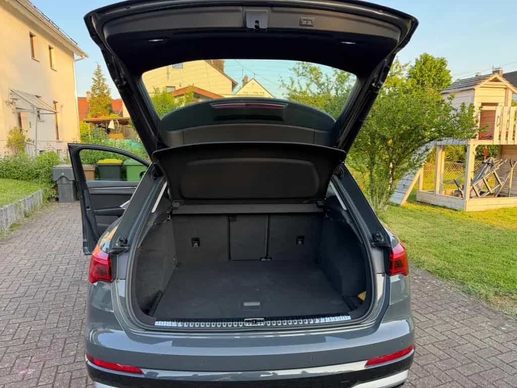 Audi Q3 35 TFSI S tronic advanced in Top Zustand 03/2019-photo-9