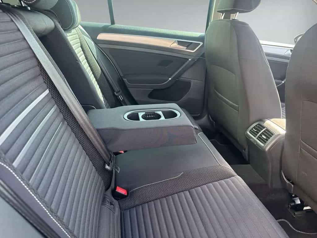 Volkswagen Golf VII Lim. Cup BMT 1.6 TDI Bi-Xenon NAVI 03/2015-photo-13