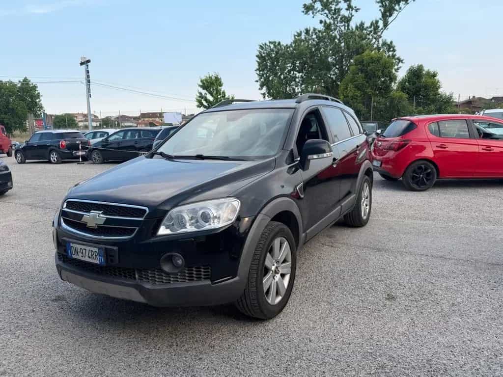 Chevrolet Captiva 2.0 VCDi Sport 05/2008-photo-2