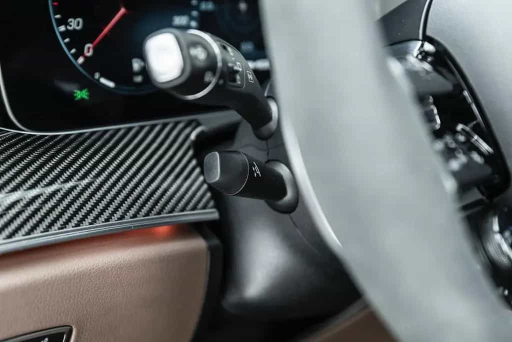 Mercedes-Benz E 63 AMG S*AMG PERFORMANCE SITZE* AMG Performance Auspuff 02/2021-photo-24
