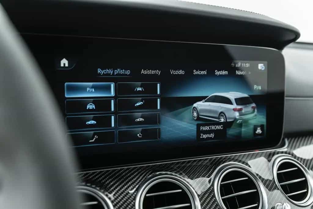 Mercedes-Benz E 63 AMG S*AMG PERFORMANCE SITZE* AMG Performance Auspuff 02/2021-photo-39