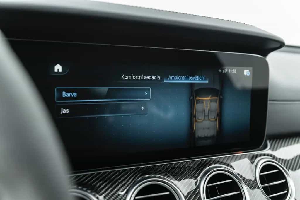 Mercedes-Benz E 63 AMG S*AMG PERFORMANCE SITZE* AMG Performance Auspuff 02/2021-photo-40