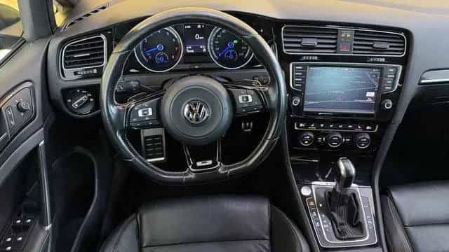 Volkswagen Golf VII R BMT 4Motion*AUTOMATIK*SHZ*NAVI* 02/2017-photo-19
