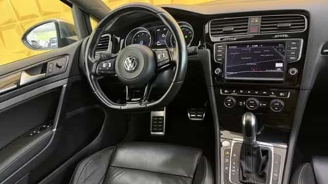 Volkswagen Golf VII R BMT 4Motion*AUTOMATIK*SHZ*NAVI* 02/2017-photo-21