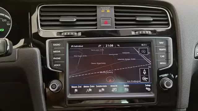 Volkswagen Golf VII R BMT 4Motion*AUTOMATIK*SHZ*NAVI* 02/2017-photo-31