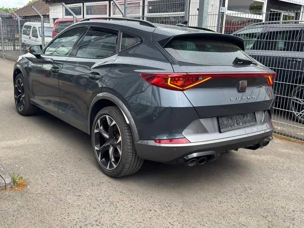 Cupra Formentor VZ 4Drive ACC LED SHZ R.Cam Navi Beats 03/2022-photo-3
