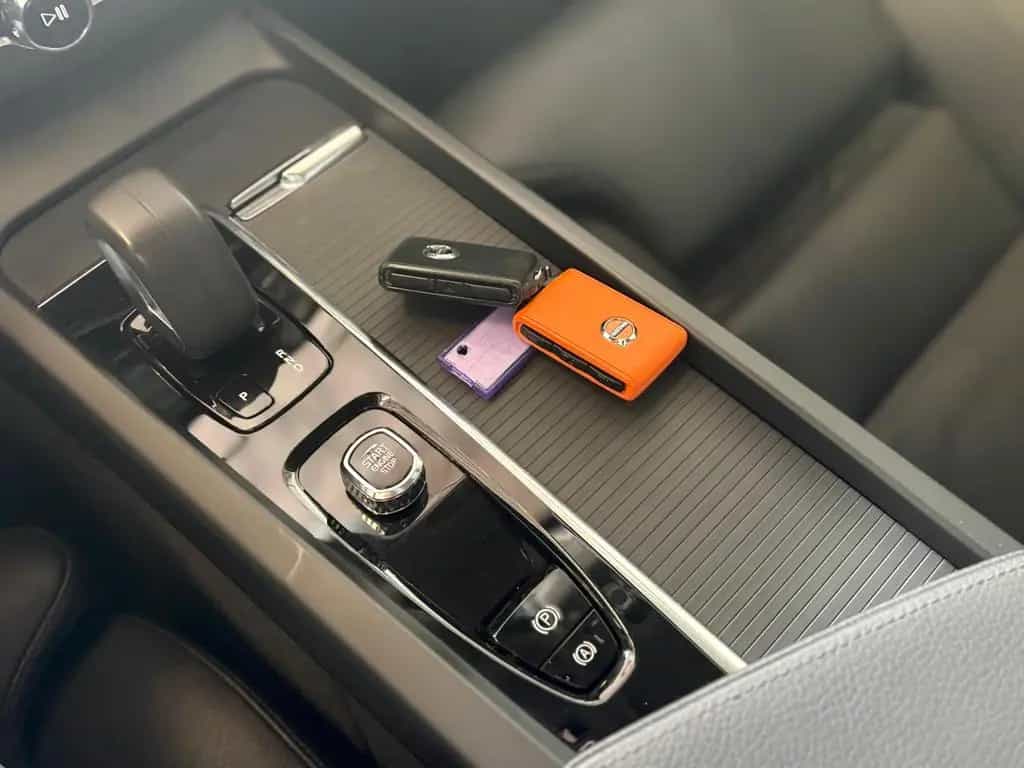Volvo XC 60 B4 AUTOMATIK-NAVI-LEDER-AHK-DAB+KAMERA 02/2022-photo-15