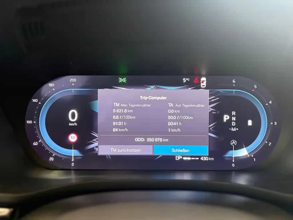 Volvo XC 60 B4 AUTOMATIK-NAVI-LEDER-AHK-DAB+KAMERA 02/2022-photo-21