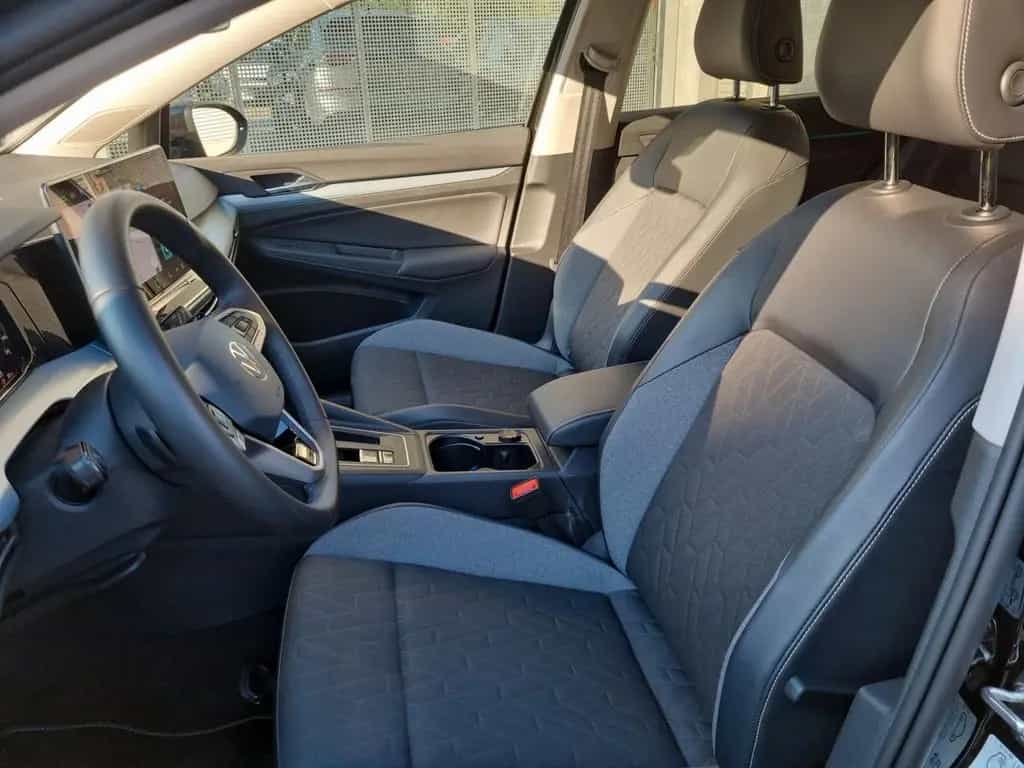 Volkswagen Golf VIII 1.5 eTSI DSG Goal MATRIX KAMERA AHK 05/2025-photo-10