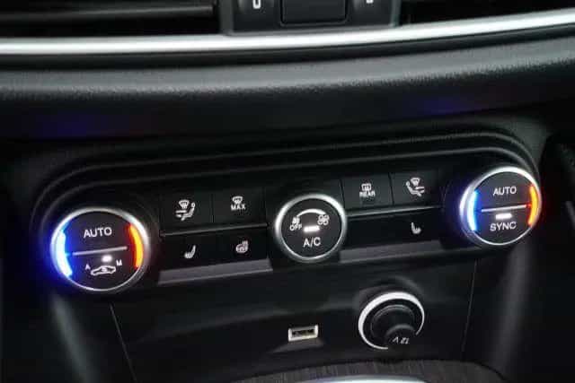 Alfa Romeo Stelvio ALFA ROMEO Stelvio Stelvio 2.2 Turbodiesel 210 C 07/2023-photo-12